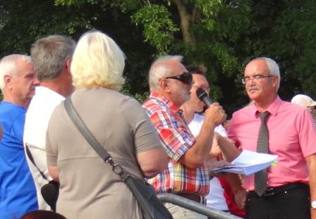 Bilder vom Festumzug aus Anlass des Jubilums 150 Jahre organisierter Sport in der Bernsteinstadt  Ribnitz-Damgarten am 24. August 2013 . Foto: Eckart Kreitlow