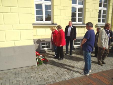 Fotos von der 20. Gedenkwanderung  und den Gedenkveranstaltungen in Barth und Ribnitz am 1.Mai 2014. Foto: Eckart Kreitlow
