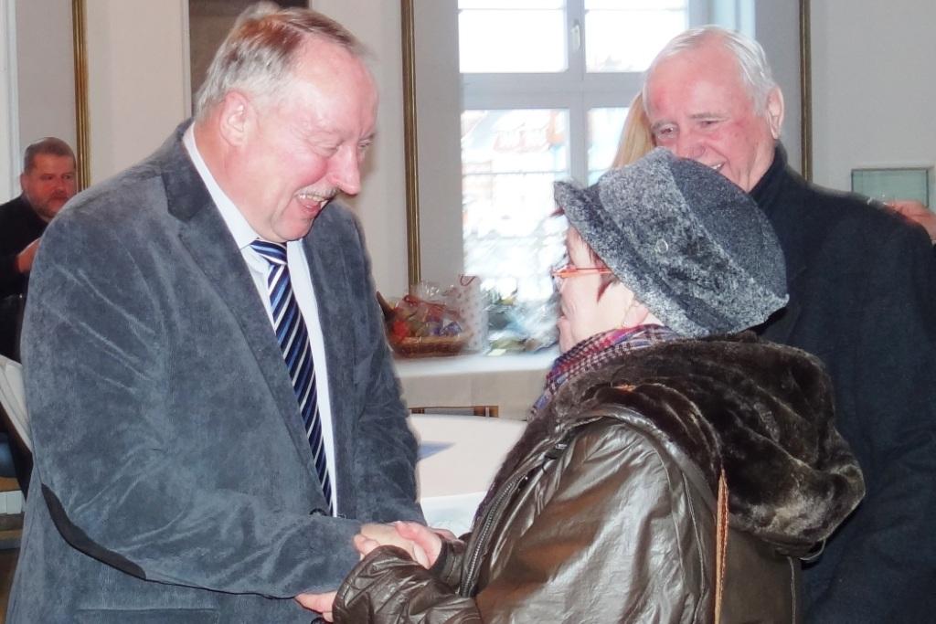 Ribnitz-Damgartens Brgermeister Frank Ilchmann gab  zu seinem 60.Geburtstag am 8.Januar 2016 einen Empfang im Ribnitzer Rathaus. Fotos: Eckart Kreitlow