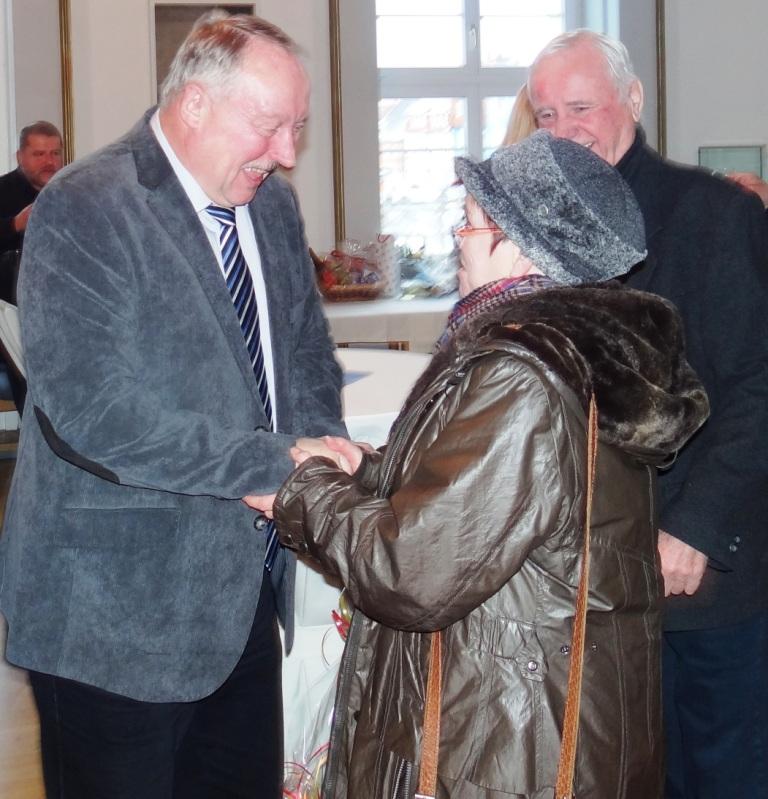 Ribnitz-Damgartens Brgermeister Frank Ilchmann gab  zu seinem 60.Geburtstag am 8.Januar 2016 einen Empfang im Ribnitzer Rathaus. Fotos: Eckart Kreitlow