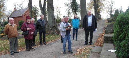 Gedenken an die Ermordung des Grenzsoldaten der DDR Ulrich Steinhauer und aller weiteren ermordeten Grenzsoldaten und Grenzpolizisten der DDR am 4. November 2014. Foto: Ingrid Hoffmann